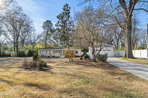 Exterior - 152 E Cedar Ave, Wake Forest, NC 27587 photo 2 of 9