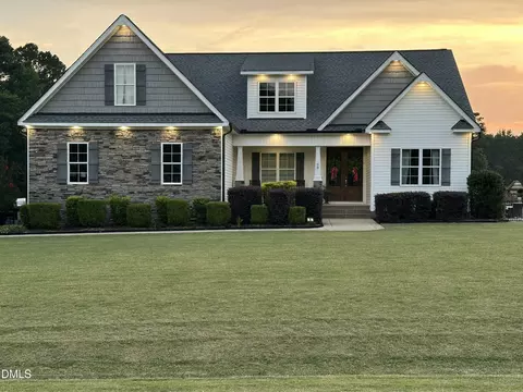 98 Spruce Dr, Benson, NC 27504