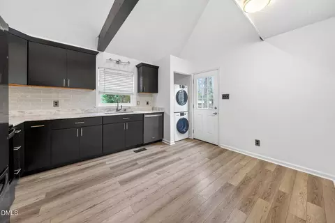 14 E Gleewood Pl, Durham, NC 27713 photo 12