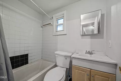 Bath - 2209 Concord St, Durham, NC 27707 photo 1 of 2