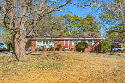5101 Stockton Dr, Raleigh, NC 27606