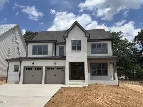 2316 Hilltop Bluffs Ct, Fuquay Varina, NC 27526