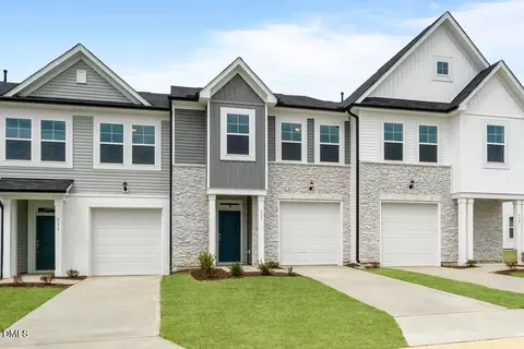 517 Eversden Dr, Zebulon, NC 27597 photo 5