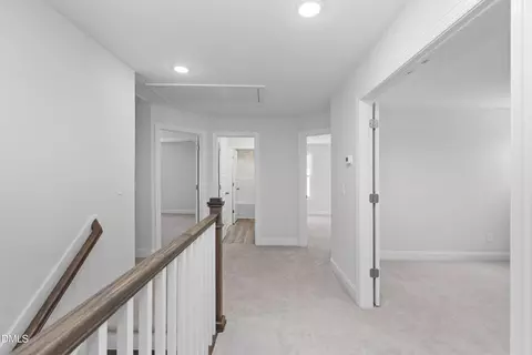 Entry Way - 159 N Rabbit Run Dr, Smithfield, NC 27577 photo 4 of 4