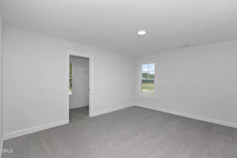 Bedroom - 159 N Rabbit Run Dr, Smithfield, NC 27577 photo 4 of 7