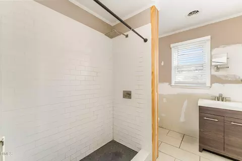330 E Stallings St, Clayton, NC 27520 photo 11