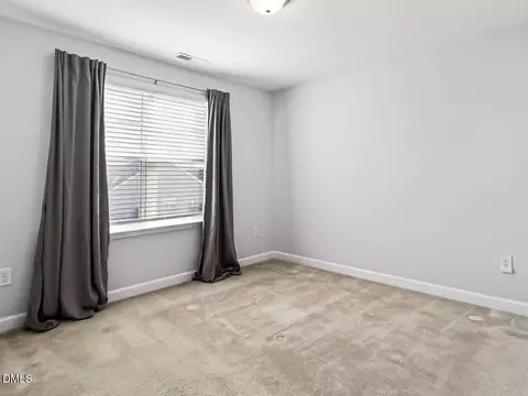 Bedroom - 7218 Cabernet Franc Dr, Willow Spring, NC 27592 photo 5 of 10