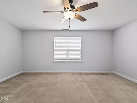 Bedroom - 7218 Cabernet Franc Dr, Willow Spring, NC 27592 photo 8 of 10
