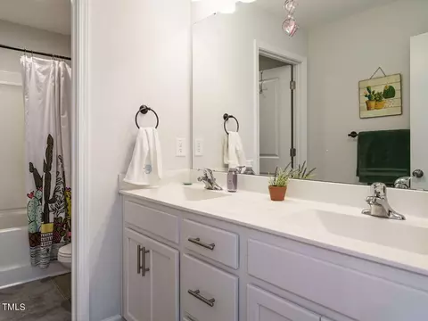 Bath - 7218 Cabernet Franc Dr, Willow Spring, NC 27592 photo 4 of 4