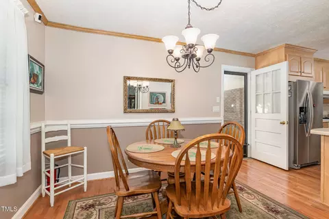 Dining - 1108 Friendly Rd, Dunn, NC 28334 photo 1 of 1