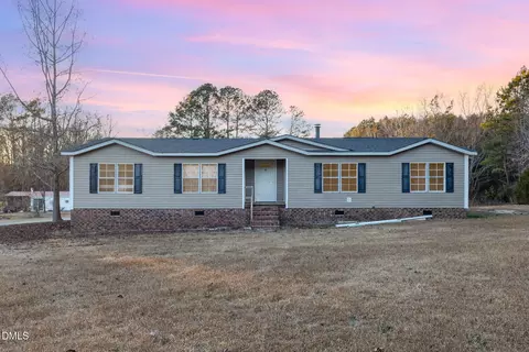 440 Creek Bridge Rd, Four Oaks, NC 27524