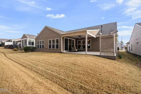 Exterior - 203 Tuttle Rd, Durham, NC 27703 photo 5 of 9