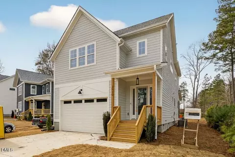 2520 Prince Dr, Raleigh, NC 27606
