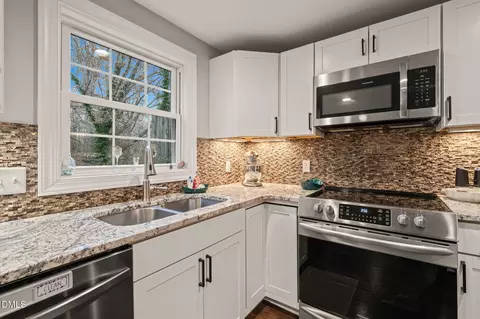 Kitchen - 7324 Shellburne Dr, Raleigh, NC 27612 photo 6 of 8