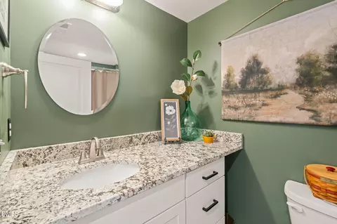 Bath - 7324 Shellburne Dr, Raleigh, NC 27612 photo 3 of 4