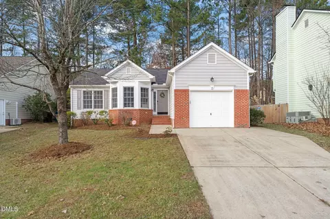 8 Drummond Ct, Durham, NC 27713