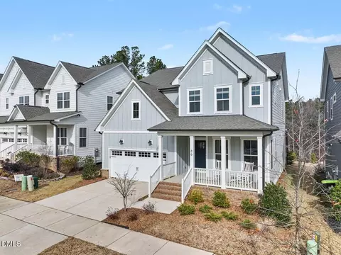 86 Banning Dr, Pittsboro, NC 27312