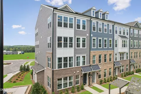 707 Grove Edge Ln # 100, Wake Forest, NC 27587