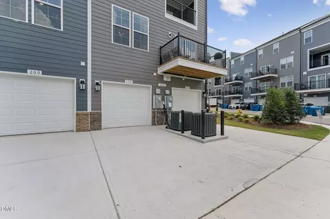 Exterior - 711 Grove Edge Ln # 200, Wake Forest, NC 27587 photo 5 of 9