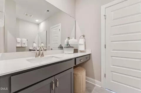 Bath - 711 Grove Edge Ln # 200, Wake Forest, NC 27587 photo 2 of 2
