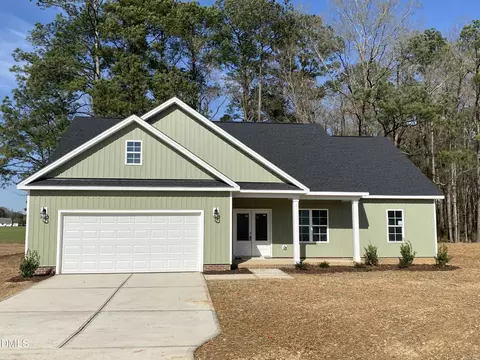 155 Nectar Ln, Bunnlevel, NC 28323