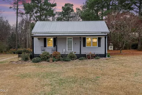 7228 Cleveland School Rd, Garner, NC 27529