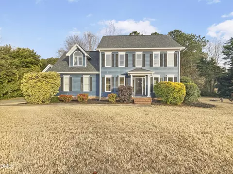 107 Paisley Ct, Archer Lodge, NC 27527