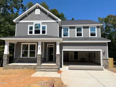 36 Henry Crest Dr, Zebulon, NC 27597