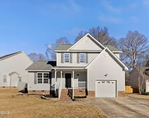 121 Creekbank Ct, Garner, NC 27529