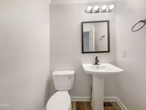Bath - 5412 Treebound Ct, Garner, NC 27529 photo 3 of 3