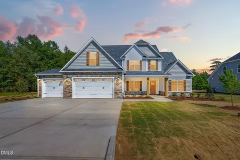196 Bandelier Dr #( 17), Selma, NC 27576