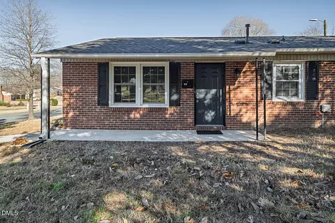 713 Sharpe Rd, Burlington, NC 27217