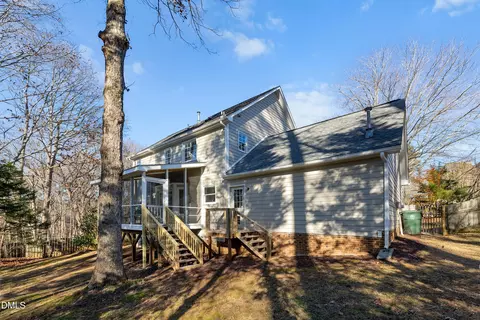 Exterior - 103 Lone Eagle Ct, Cary, NC 27513 photo 9 of 9