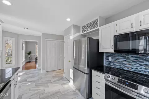 Kitchen - 103 Lone Eagle Ct, Cary, NC 27513 photo 3 of 3
