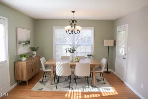 Dining - 2355 Smith Rd, Smithfield, NC 27577 photo 2 of 2
