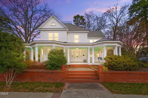 313 S Fuquay Ave, Fuquay Varina, NC 27526