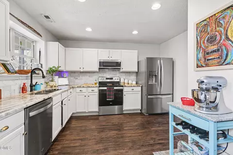 Kitchen - 5002 Gaithers Pointe Dr, Durham, NC 27713 photo 2 of 3