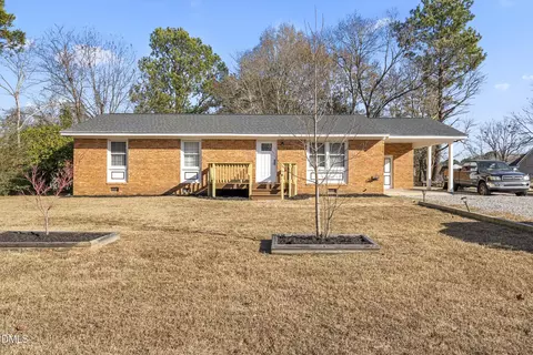 3760 Wakefield Ln, Garner, NC 27529