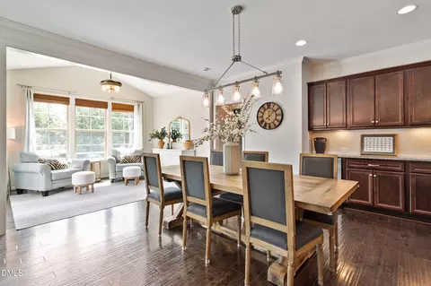 113 Cabot Dr, Holly Springs, NC 27540