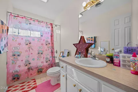 Bath - 607 Denese Cir, Erwin, NC 28339 photo 4 of 4