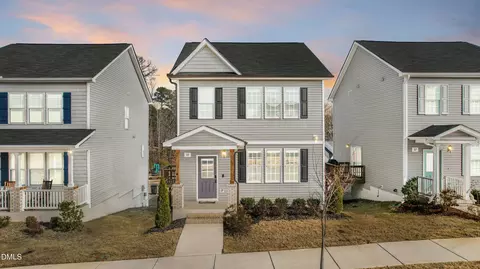 111 Rosemary St, Clayton, NC 27520