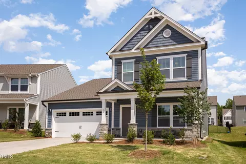 38 Silver Moon Ln, Clayton, NC 27527