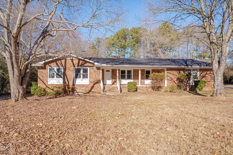 2728 S Cokesbury Rd, Henderson, NC 27537