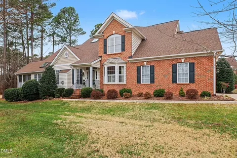 9535 Brookchase Dr, Raleigh, NC 27617