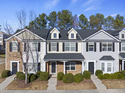 208 Pilot Ct, Knightdale, NC 27545