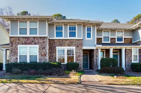 170 Point Comfort Ln, Cary, NC 27519