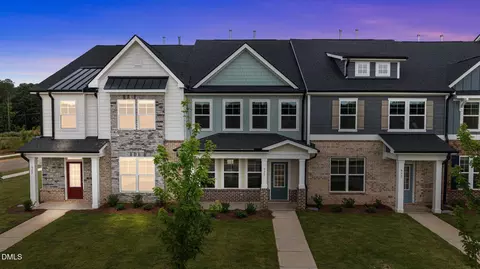 933 Alma Railway Dr #553, Wake Forest, NC 27587