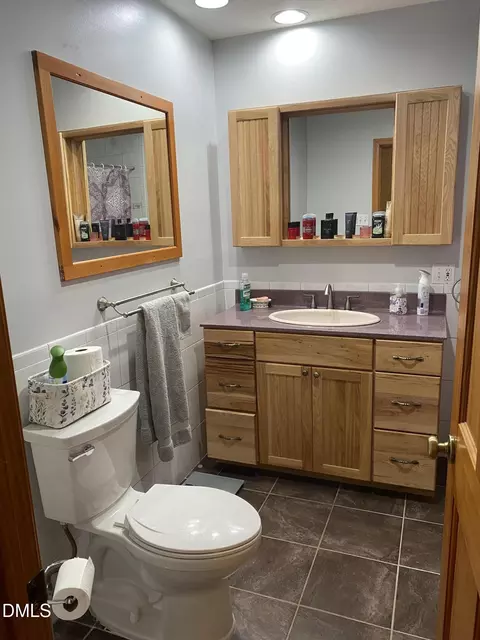 Bath - 263 Pine Trl, Henderson, NC 27537 photo 2 of 5