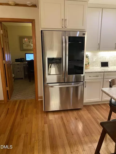 Kitchen - 263 Pine Trl, Henderson, NC 27537 photo 3 of 5