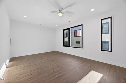 1050 Nova St, Durham, NC 27713 photo 17